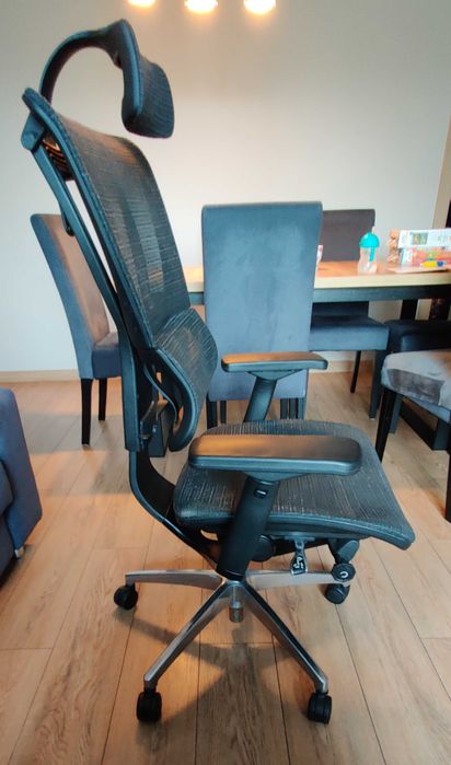 Fotel biurowy ergonomiczny Grospol IOO BS KMD31