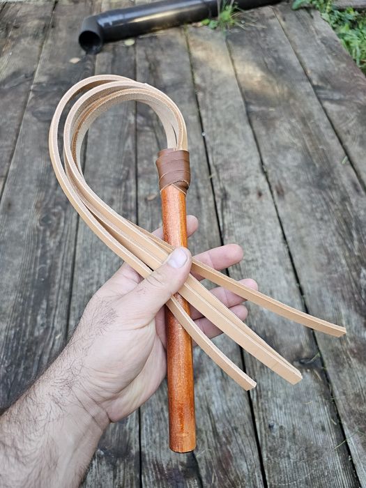 dyscyplina PRI flogger bicz