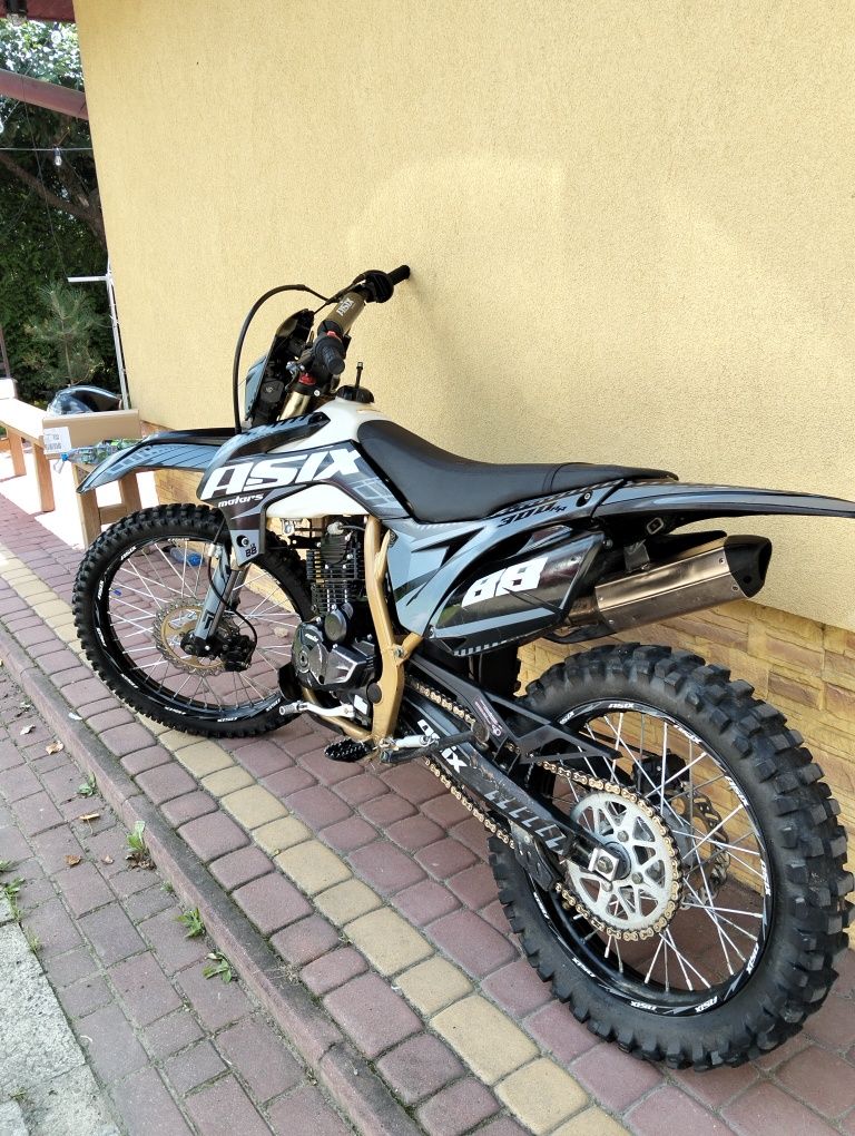 Sprzedam asix xb88 300