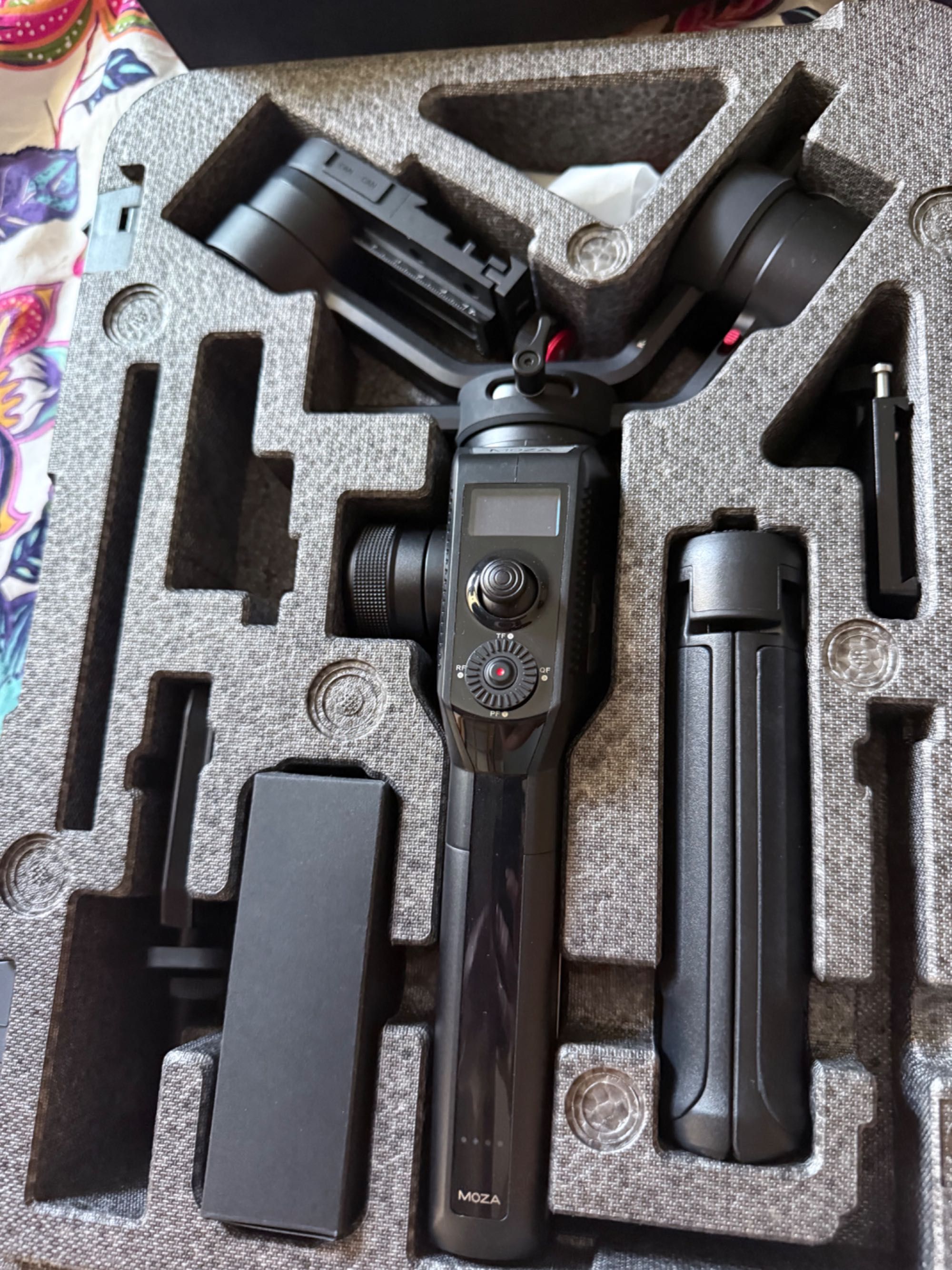 Gimbal Moza aircross 2