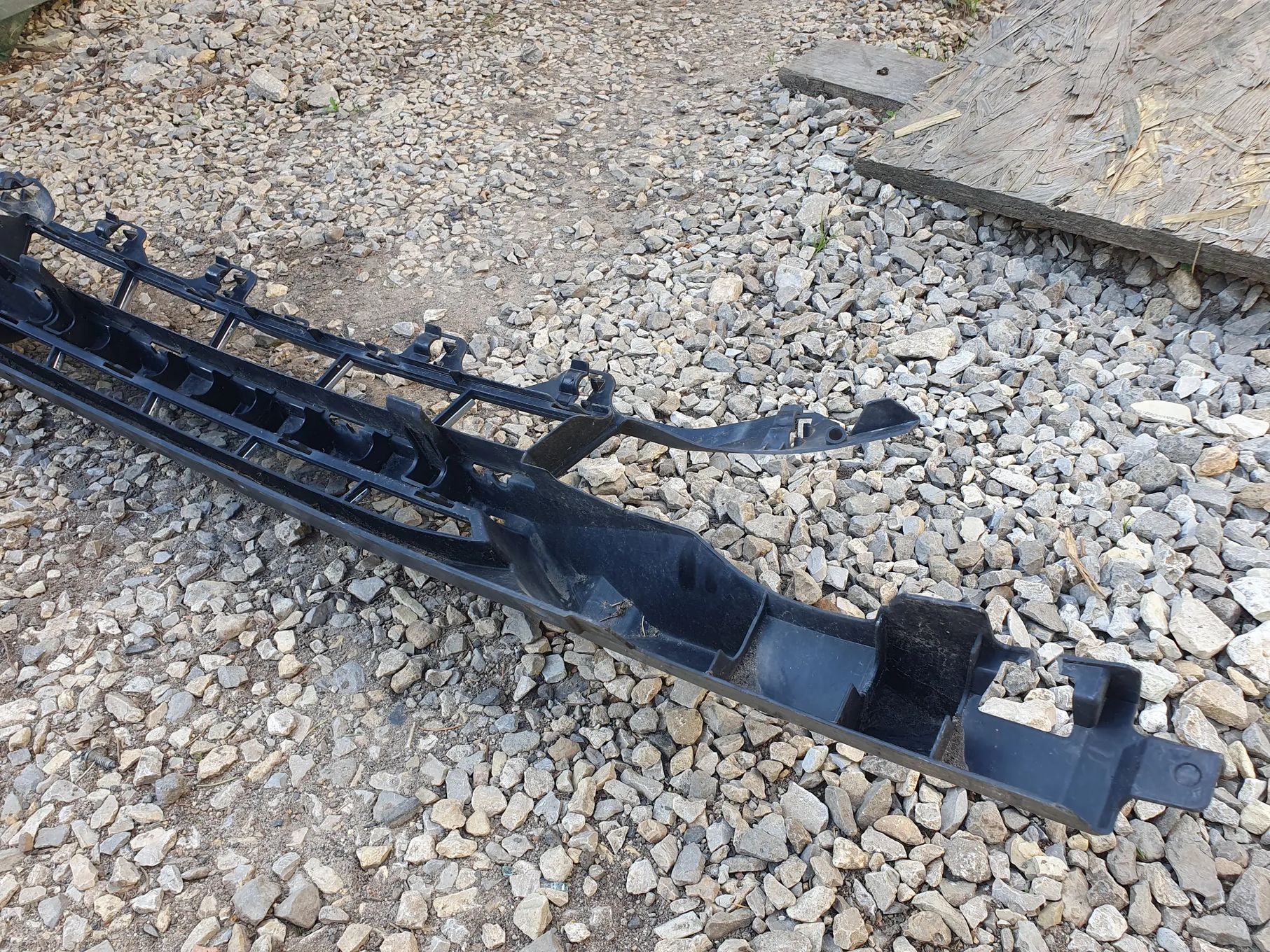 BMW 3 F30 F31 ATRAPA ZDERZAKA PRZÓD ŚRODEK KRATKA ŚRODKOWA 7263478 ORYGINAŁ