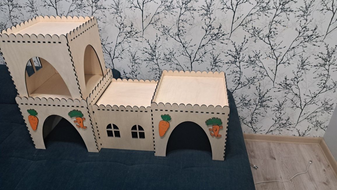 Zamek domek piętrowy dla królika