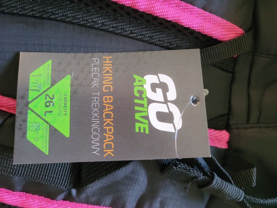 Plecak trekkingowy 26l NOWY Go Active czarny z różem