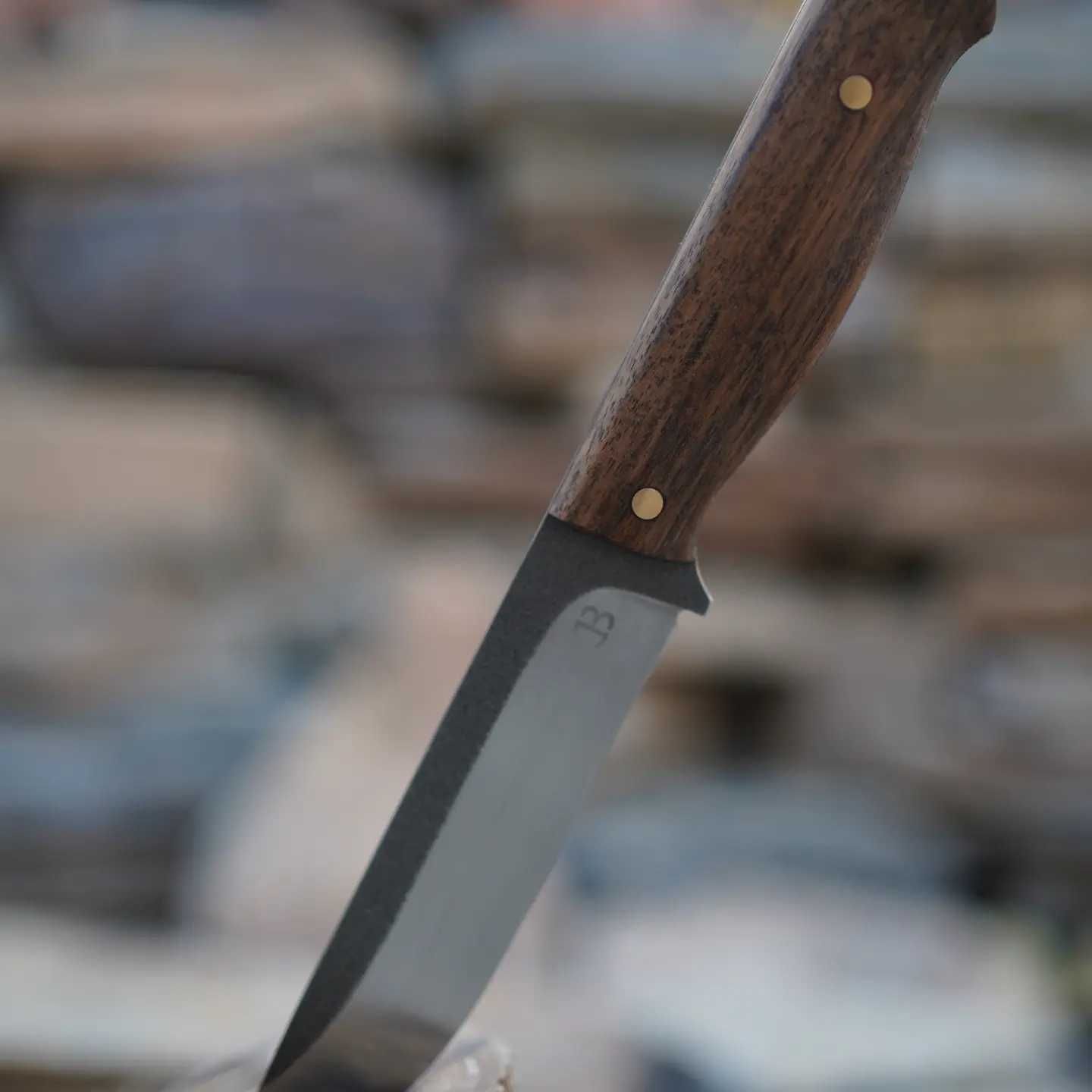 Nóż bushcraftowy Busher