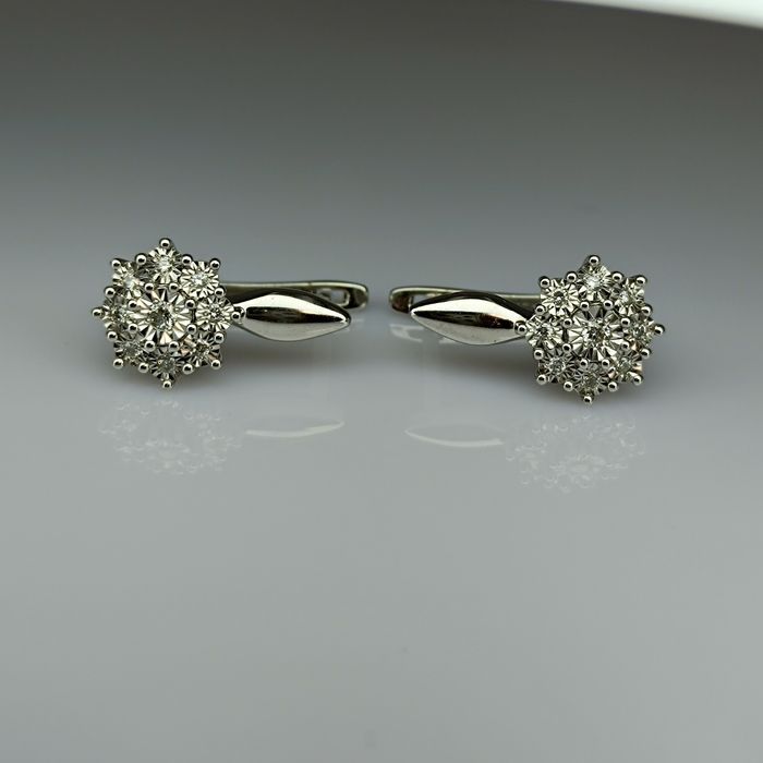 Серьги из белого золота 585 пробы с бриллиантами