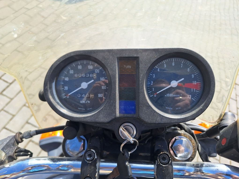Motor Honda CB 400T