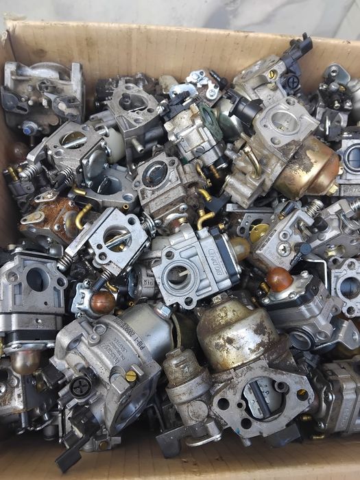 Лот карбюраторов бензопила генератор косилка