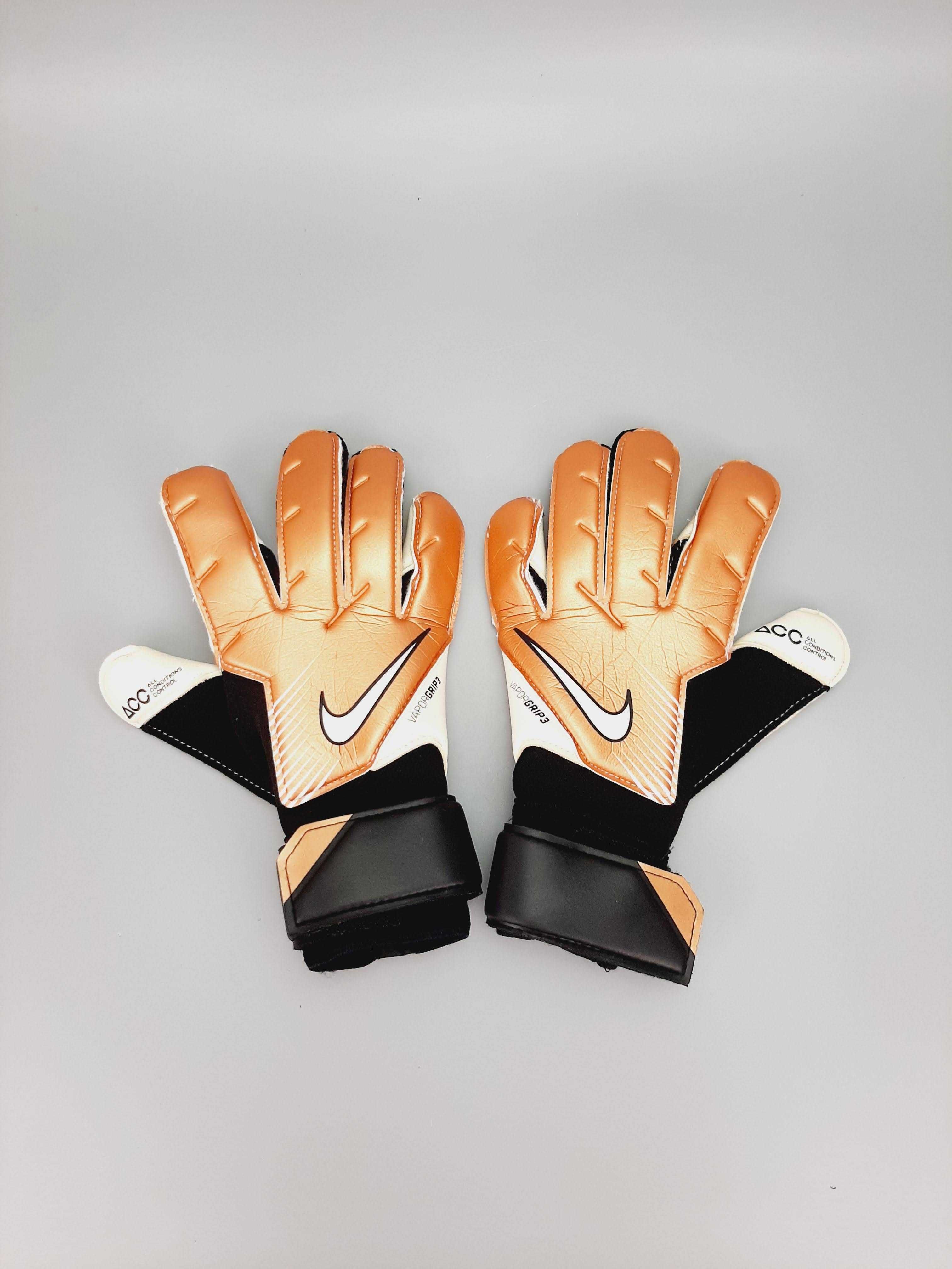 Rękawice Bramkarskie NIKE VAPOR Grip3 roz. 6 złote