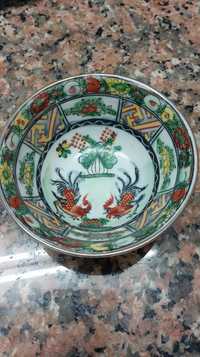 Taça de decoração chinesa
