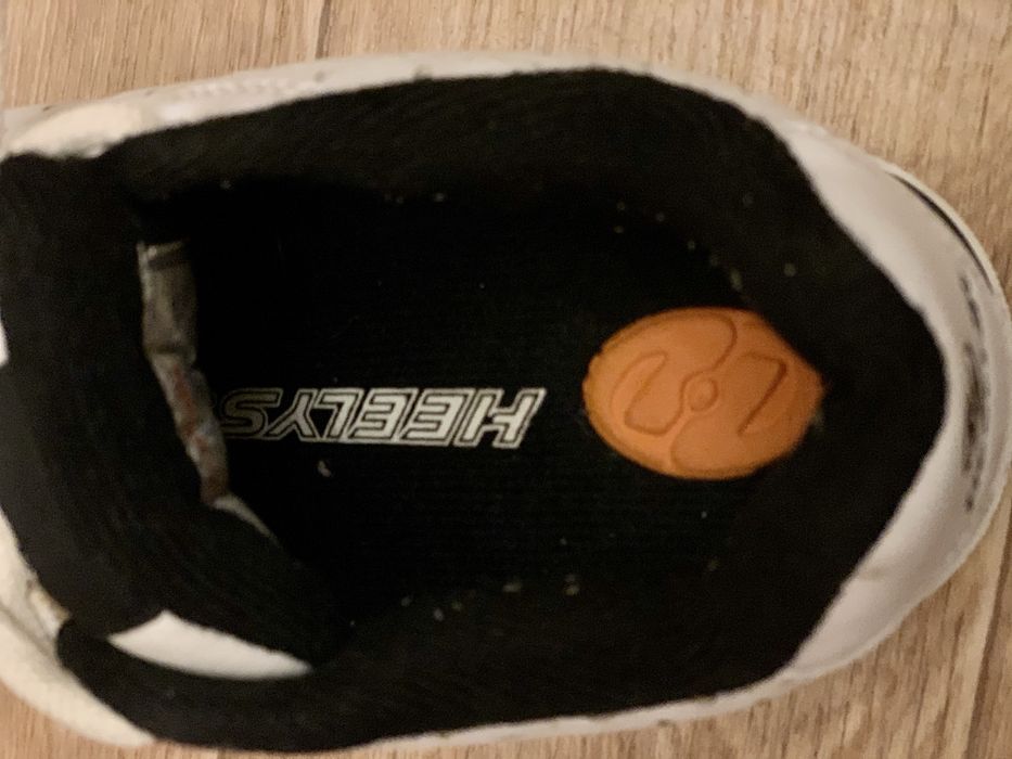 Tênis Heelys tamanho 30