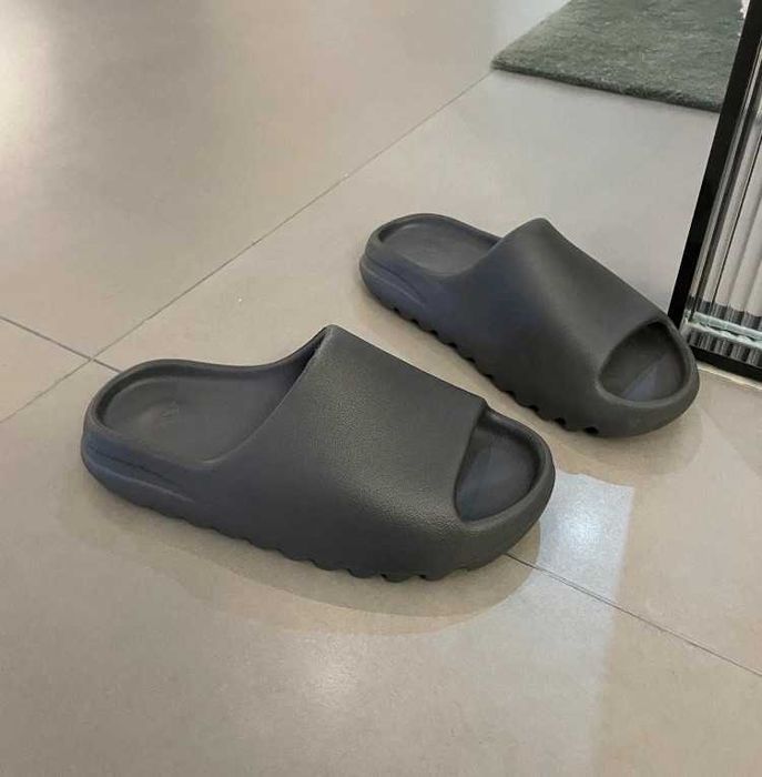 adidas_Yeezy_Slide_czarne R.42