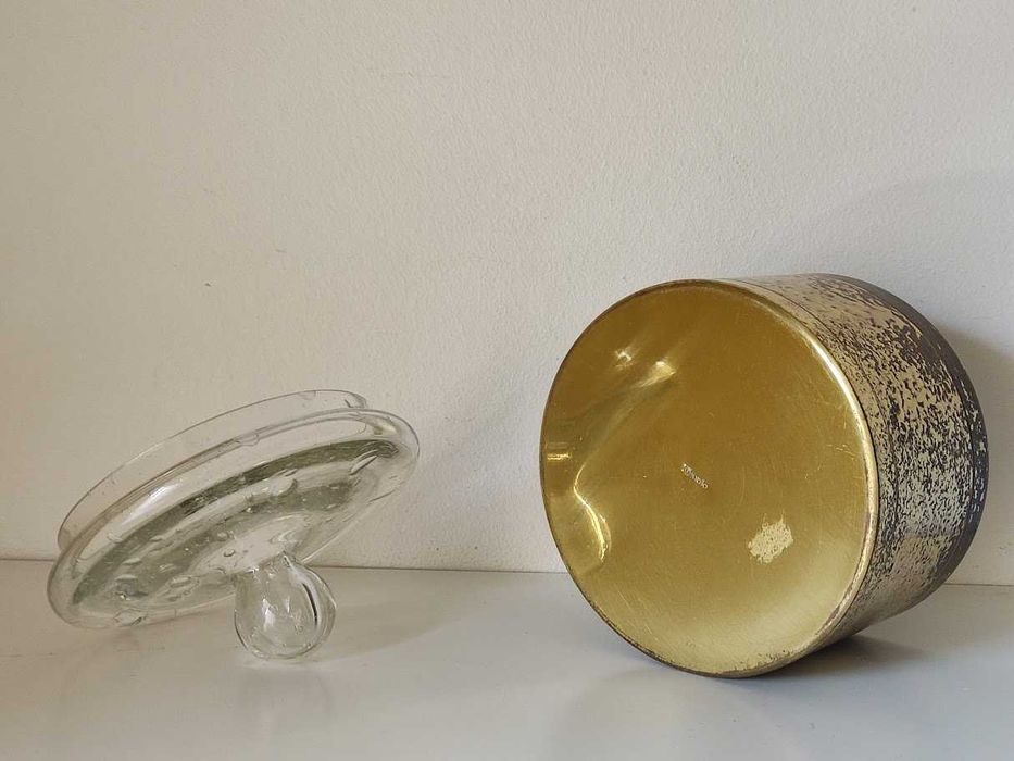 Bomboneira vintage em latão e vidro