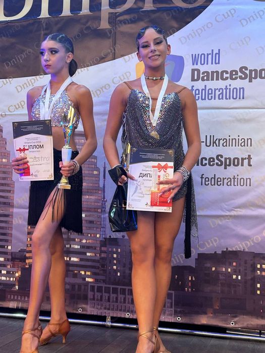 Продам латінську сукню