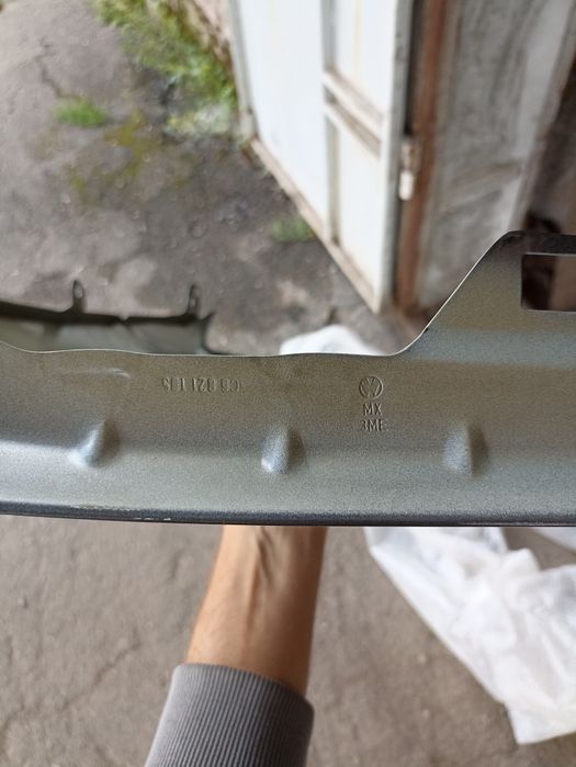 Крыло переднее левое Фольксваген Джетта 6 рестайл