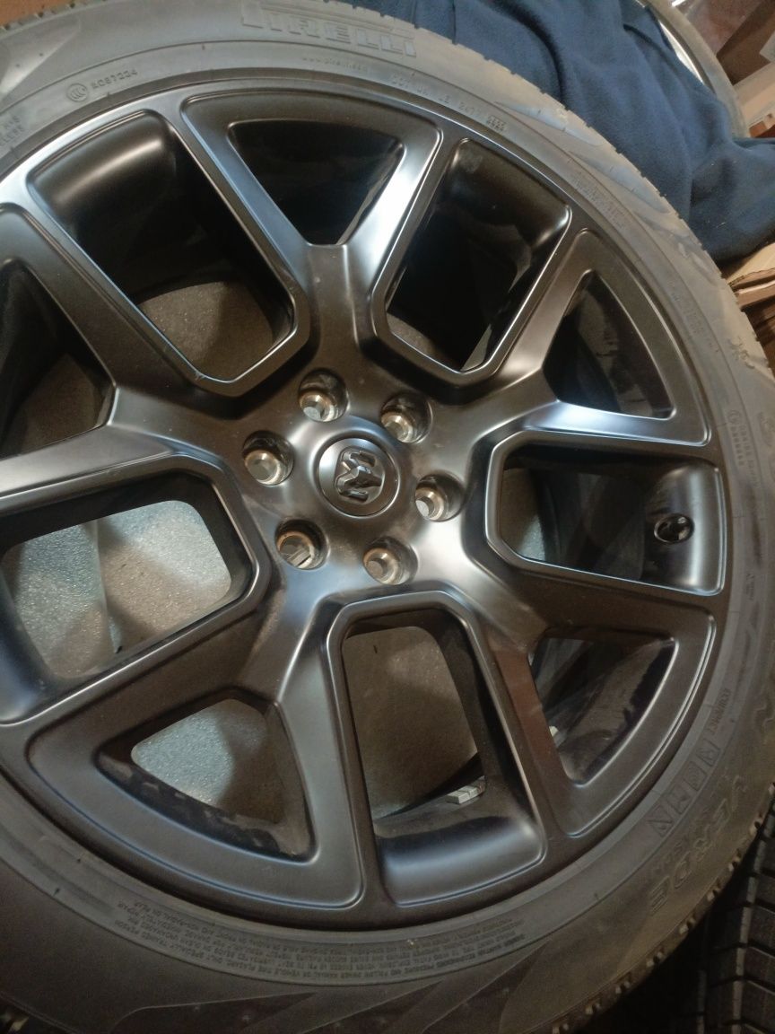 Nowe koła aluminiowe Dodge Ram 285/45/22 Pirelli 6x139,7