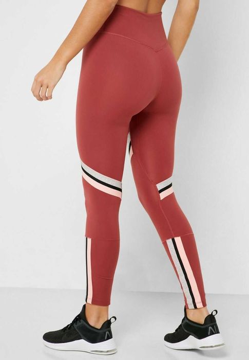 Жіноча термобілизна, лосіни, легінси Nike Womens Sportswear One Icon