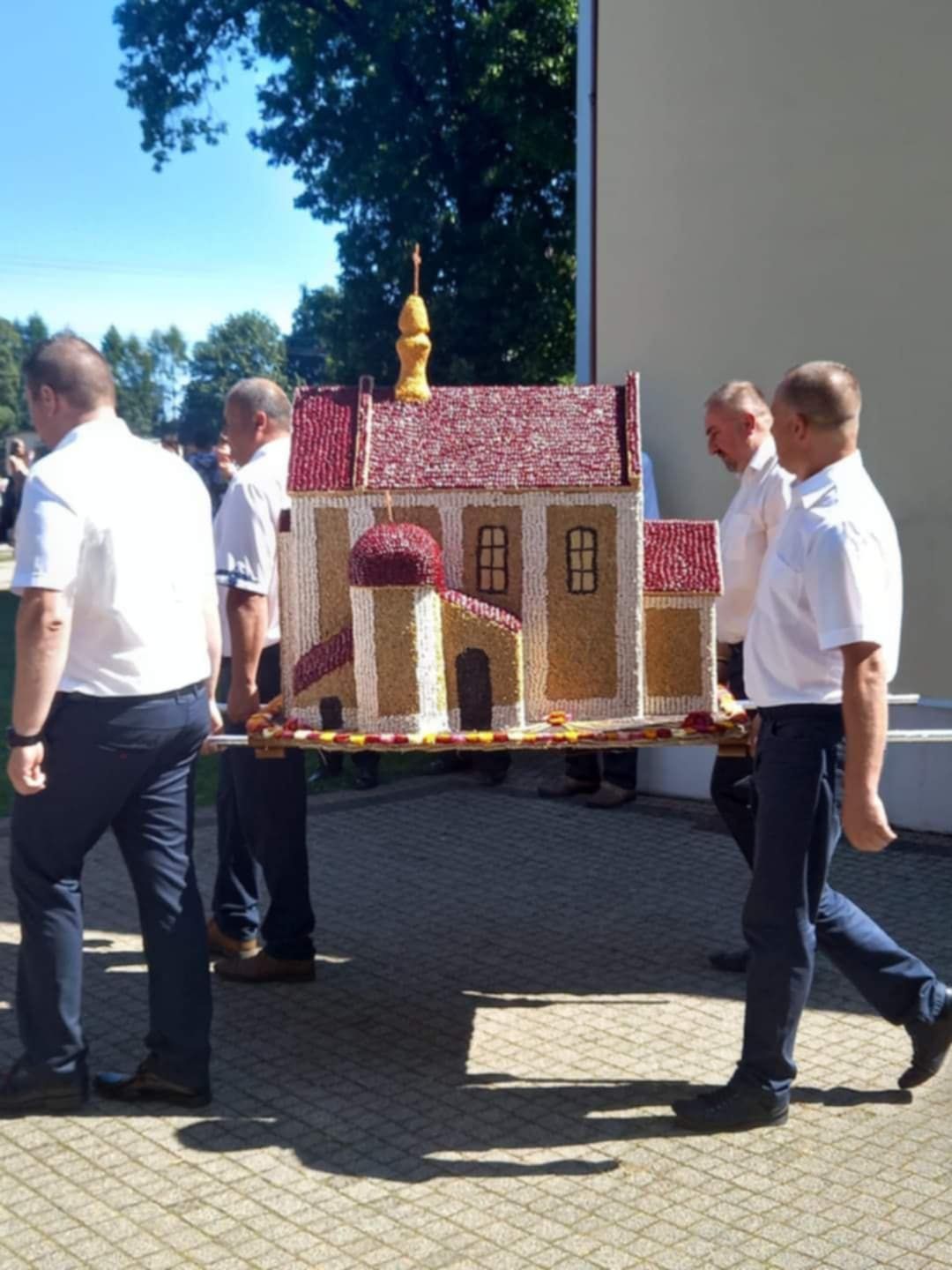 Wieńce dożynkowe na sprzedaż