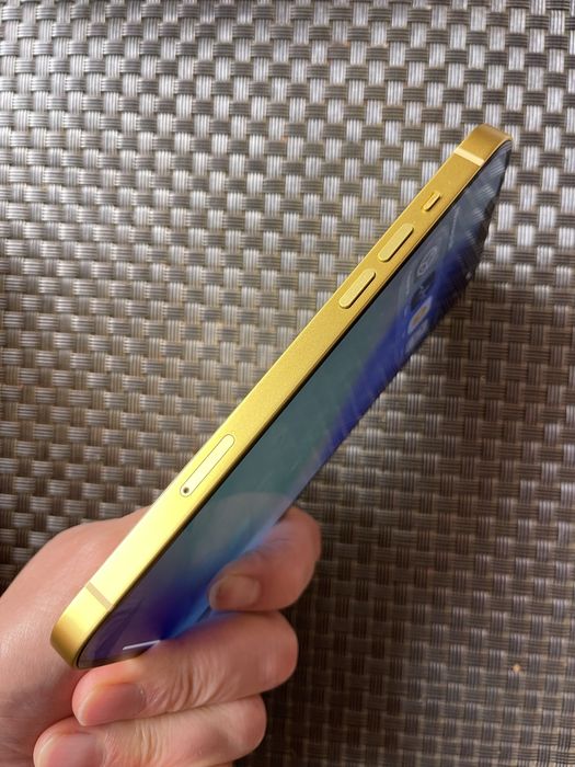 Apple iPhone 14 plus 128 gb. Неверлок, акб 91%