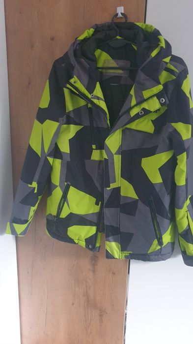 4F kurtka narciarska dla chłopca, rozmiar 164 cm.