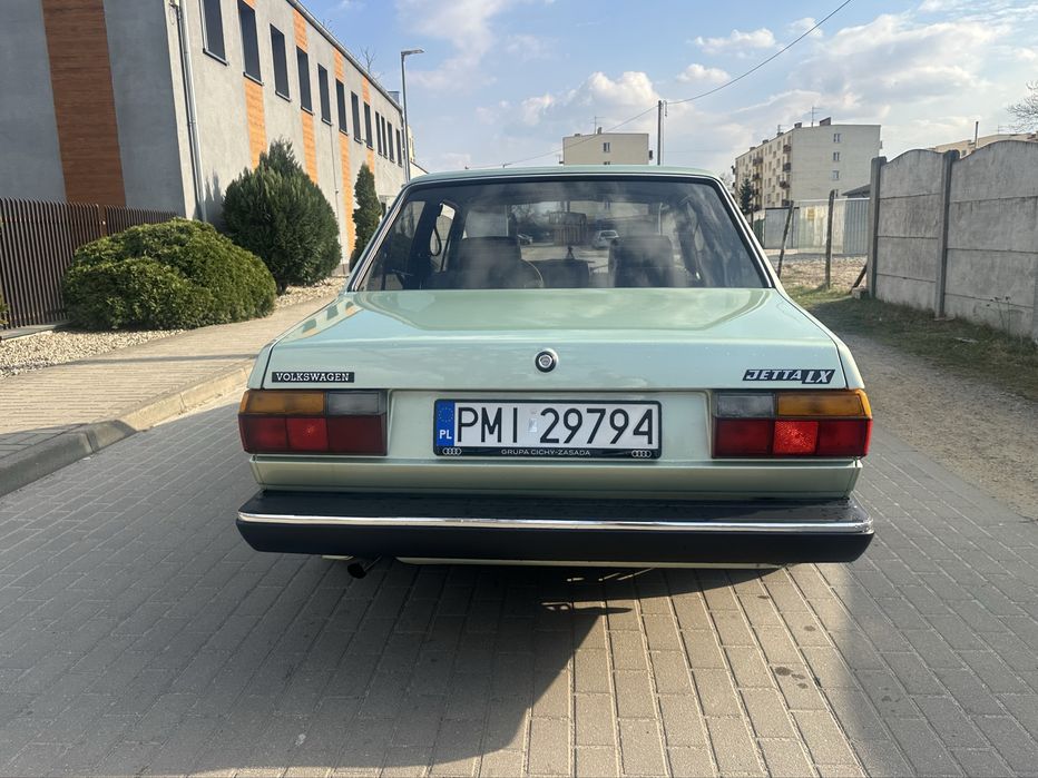 Volkswagen Jetta a1 1.6 LX coupe mk1