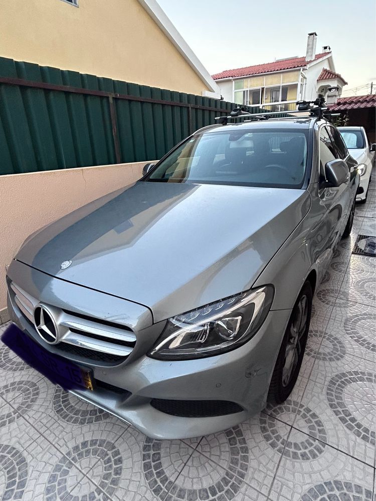Carrinha Mercedes C220 cinzenta, excelente estado