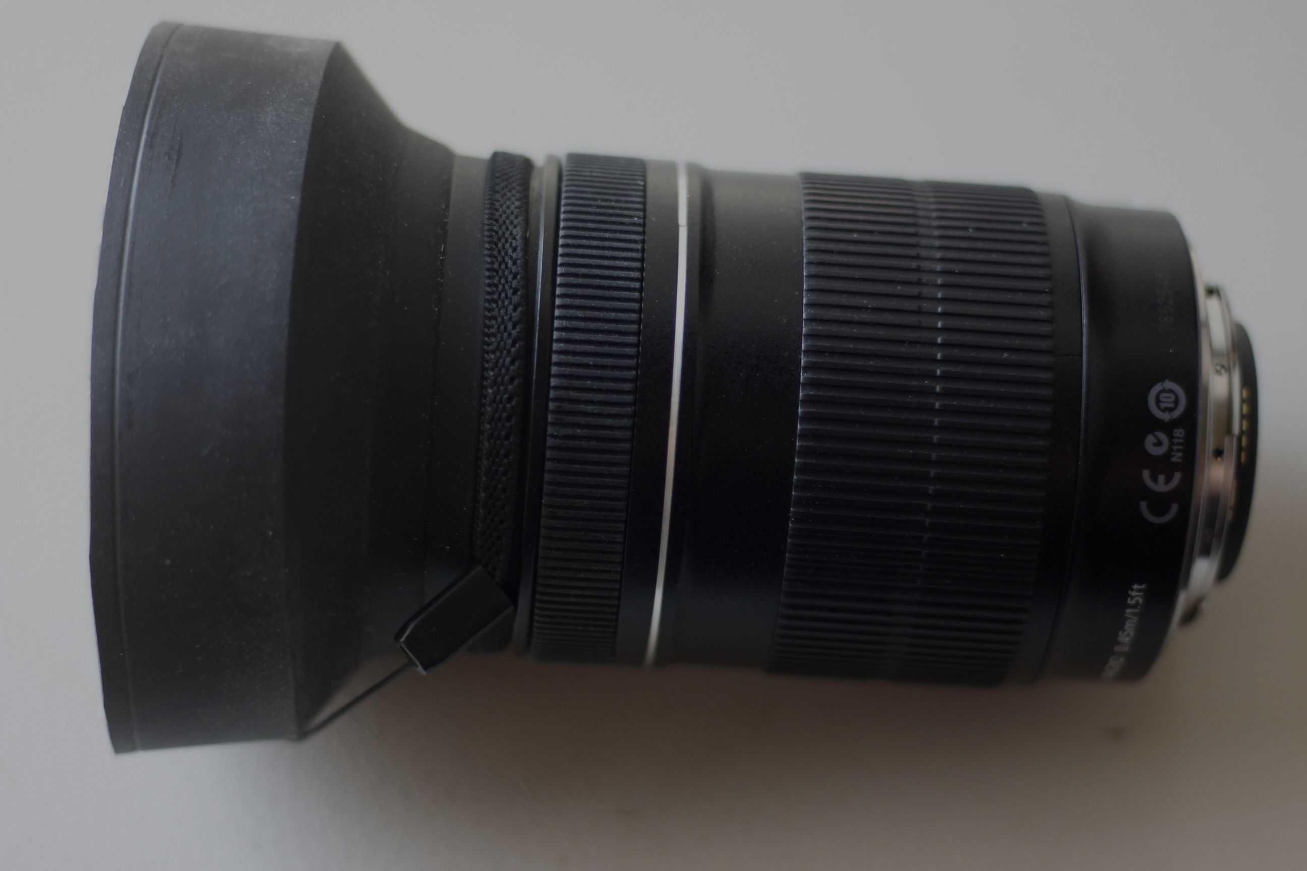 Canon 18-135 mm EFS f. 3.5 - 5.6