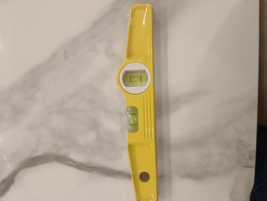 Poziomica stabila 25cm z magnesem