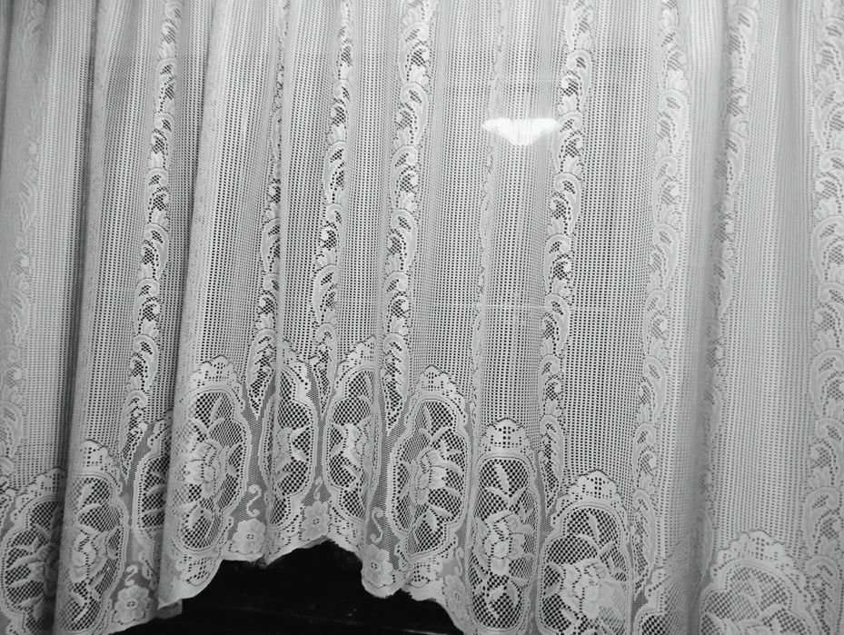Продам тюль на кухню