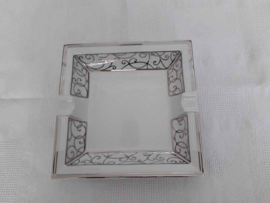 Cinzeiro Spal como novo