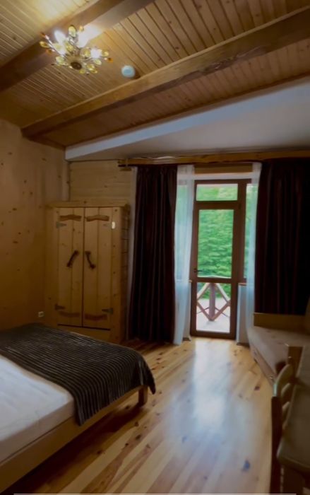 Відпочинок в Карпатах зі  сніданками /Подобово Буковель/Вид на гори,лі