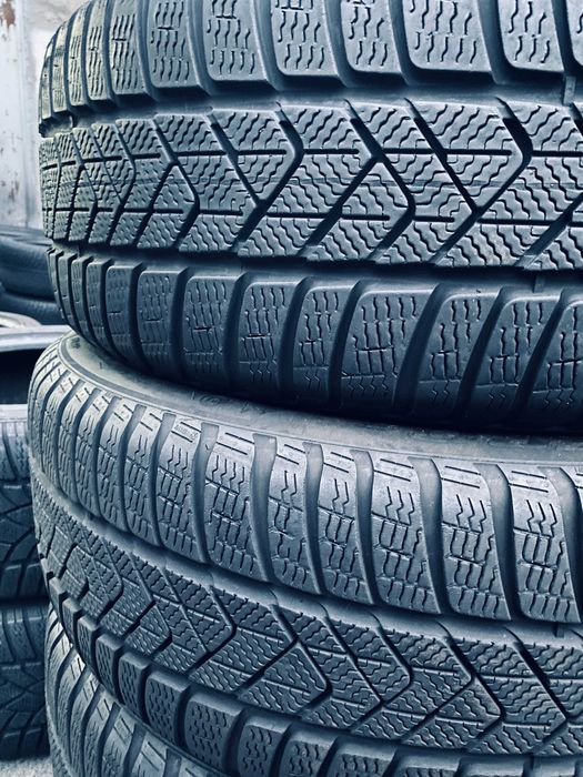 245 45 20 Pirelli Sottozero 3 2022 85% Зима Гарантія