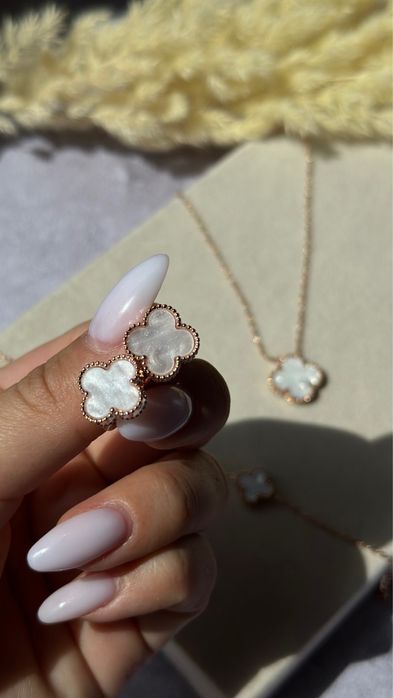 Сережки з конюшиною в стилі Van Cleef (Ван Кліф), клевер медична сталь