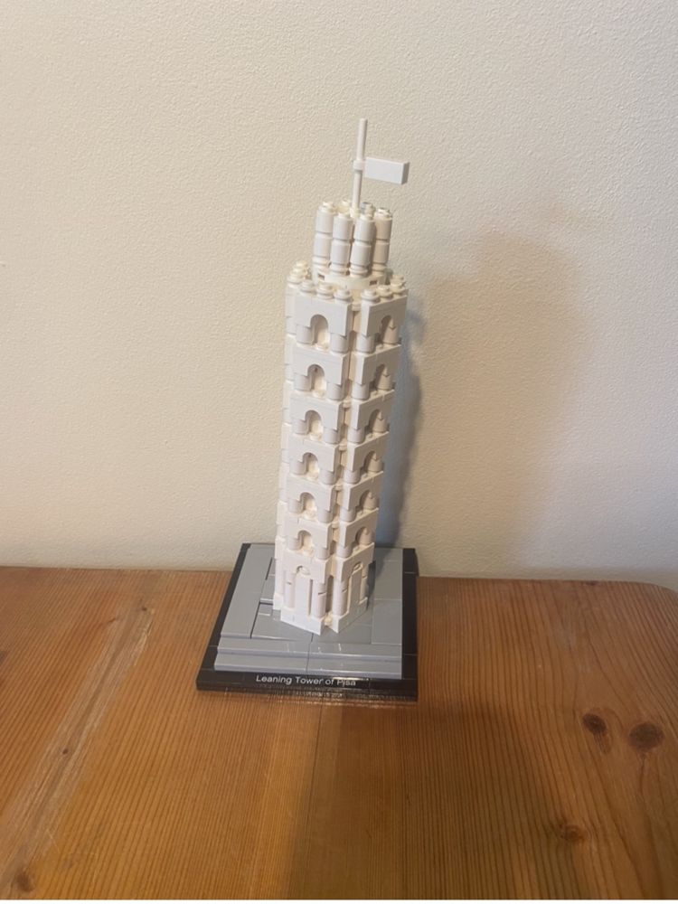 Lego 21015 Krzywa Wieża w Pizie/Leaning Tower of Pisa