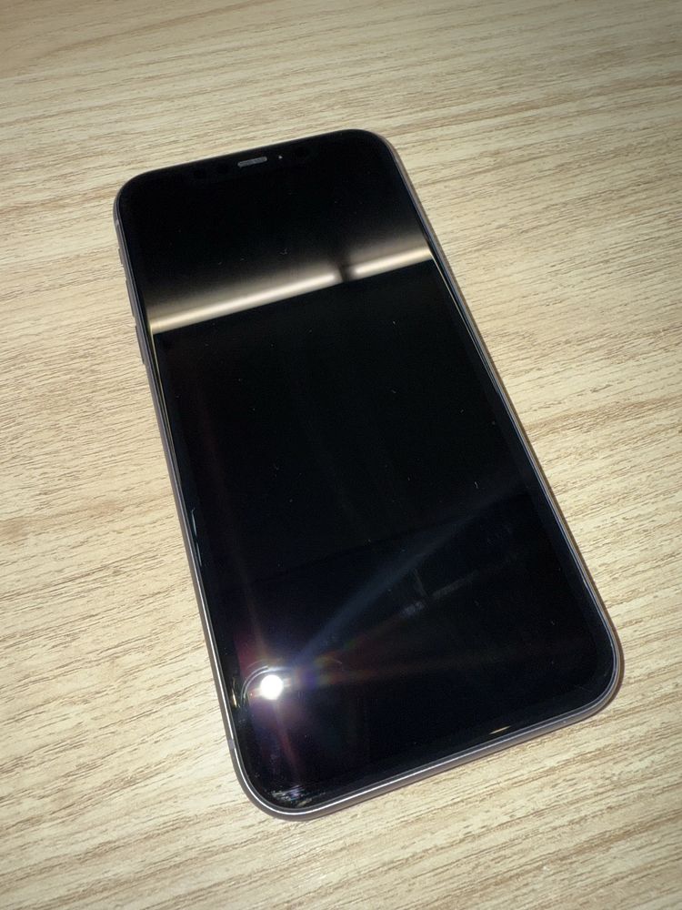 iPhone 11 fioletowy
