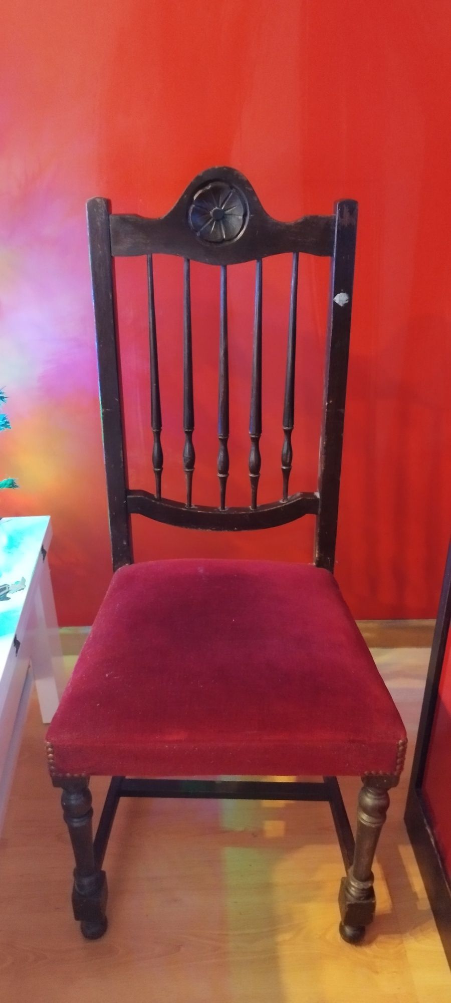 CADEIRAS e cadeiras