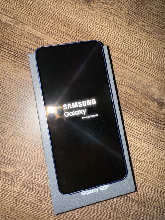 Samsung s25+ 12/265 stan perfetcyjny nowy