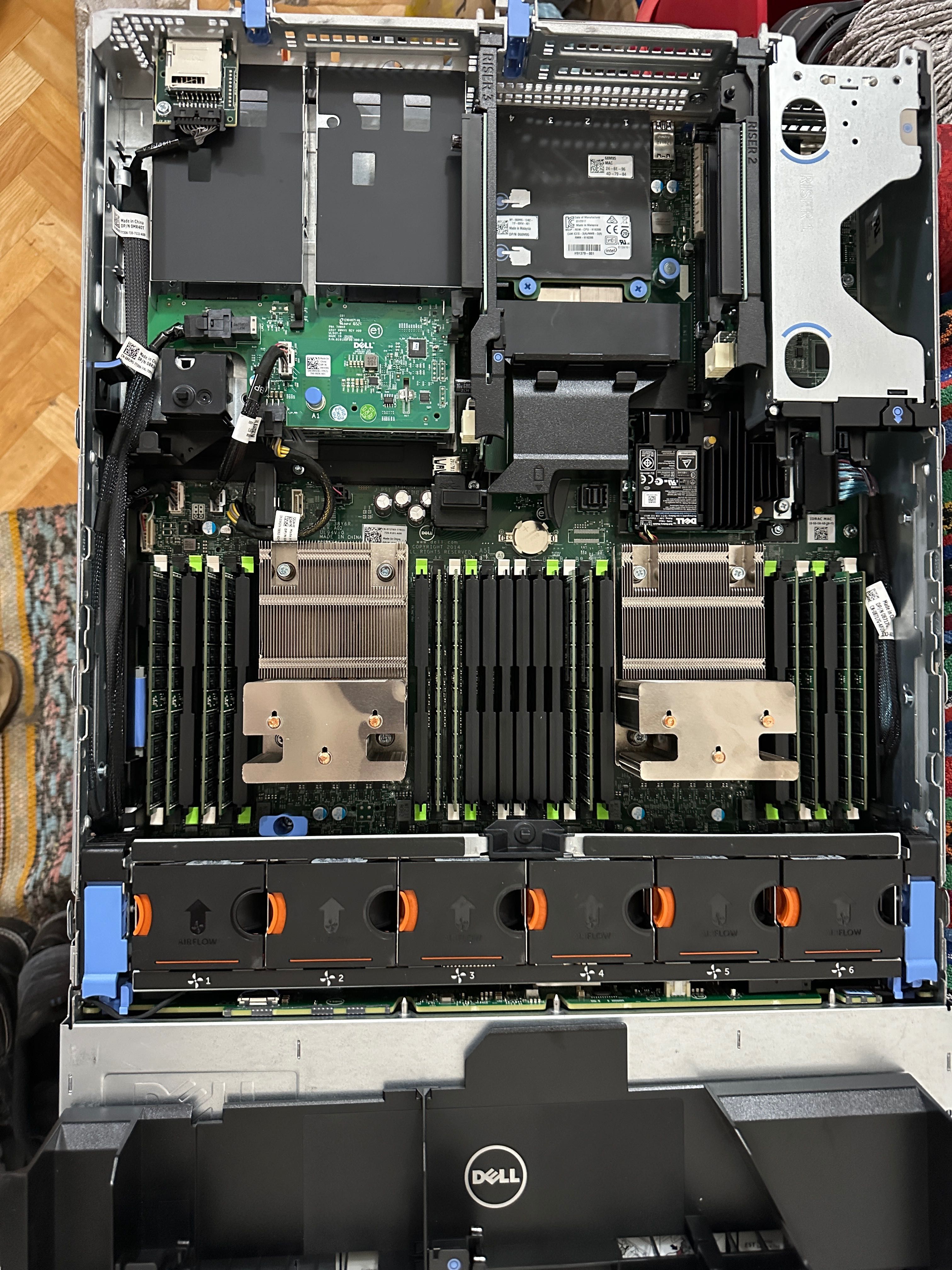 Serwer DELL R730XD 12x 3.5 LFF + 2x 2.5 2 CPU 192 GB RAM 4x 10Gb SFP+