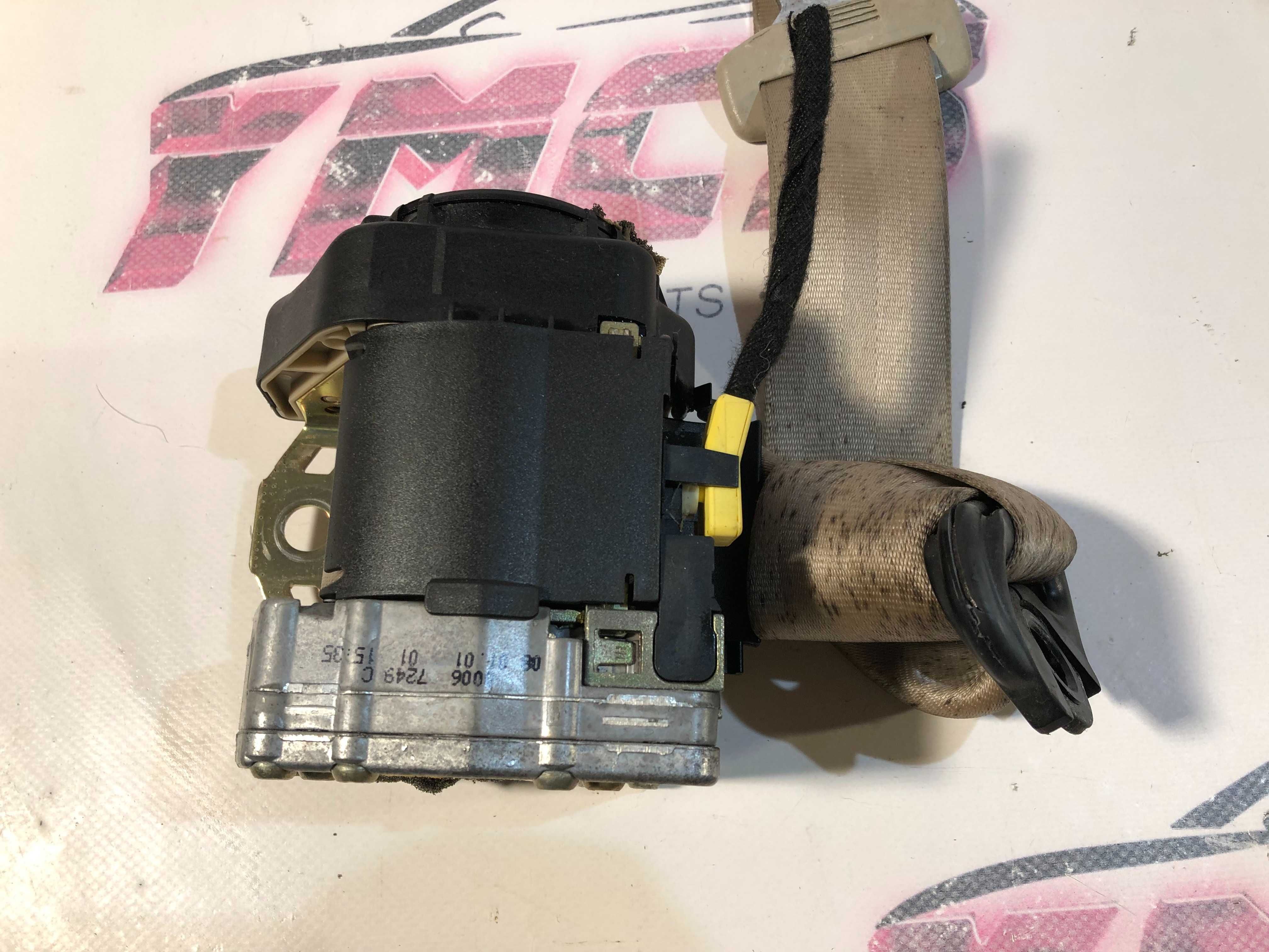 Pre-Tensor - Cinto Tras Esq AUDI A3 8L Original
