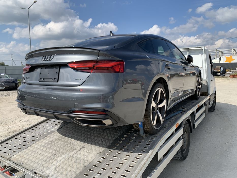 Послуги евакуатора і автовоза.