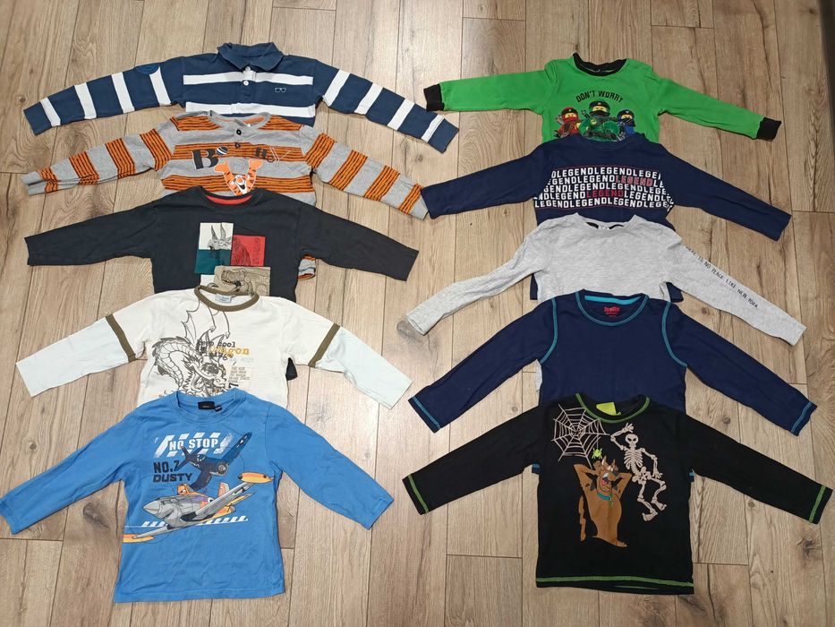 Paka ubrań dla chłopczyka rozmiarem 110/116