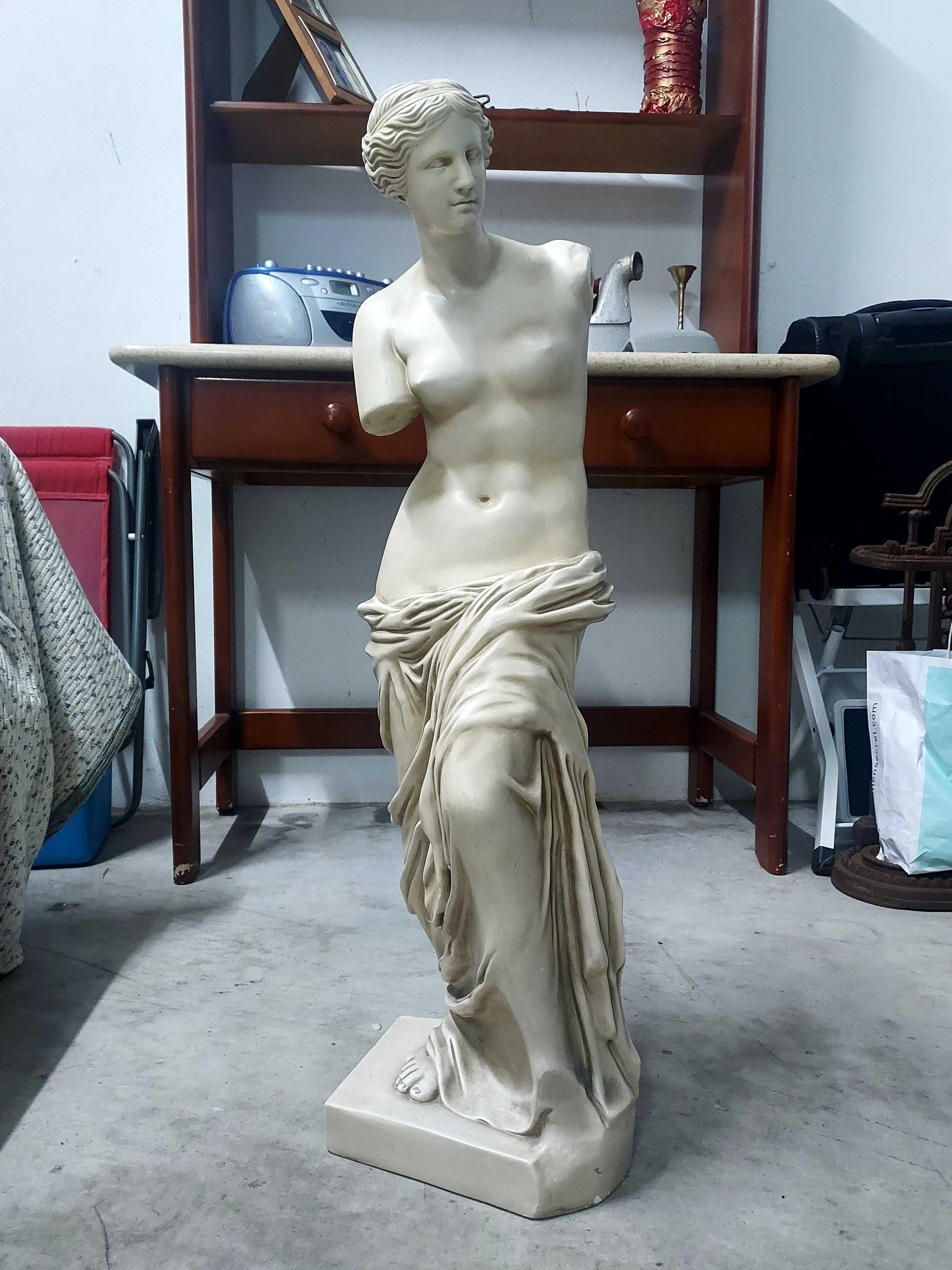 Estatueta Venus muito bonita