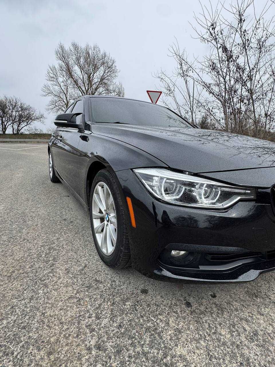 BMW F30 320 XDRIVE 2015 року
