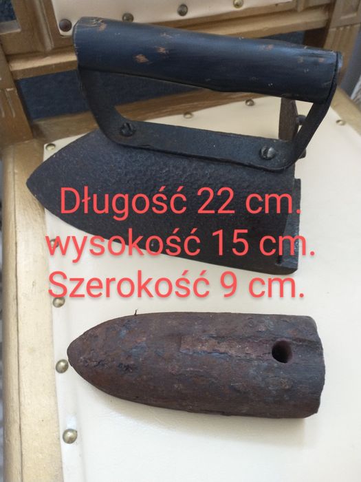 Żelazko z dusza staroć 22x15x9 cm.
