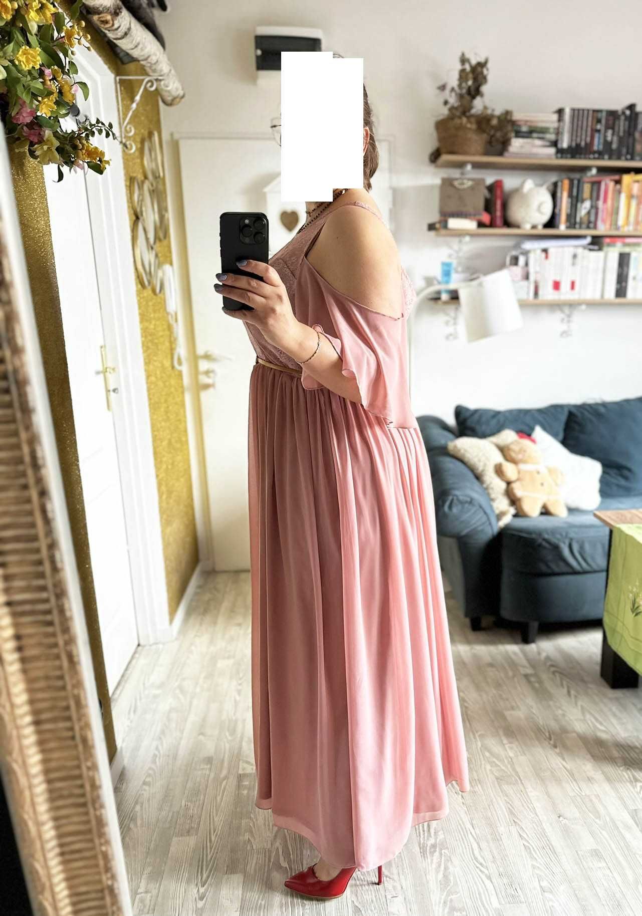 Różowa sukienka maxi z koronką 48 50