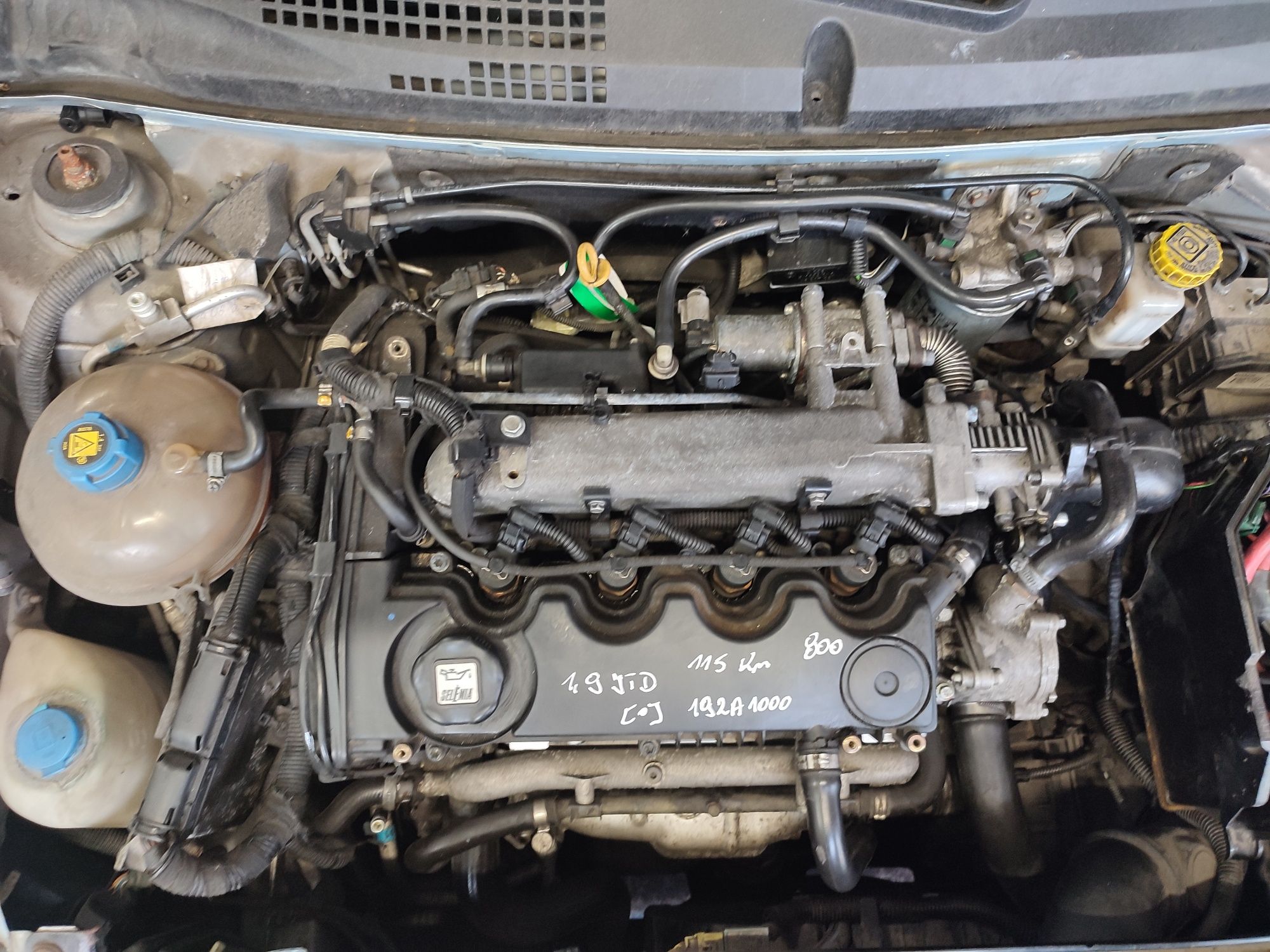 Fiat Stilo Alfa  Romeo 147  silnik 1.9 JTD 115km 192A1000