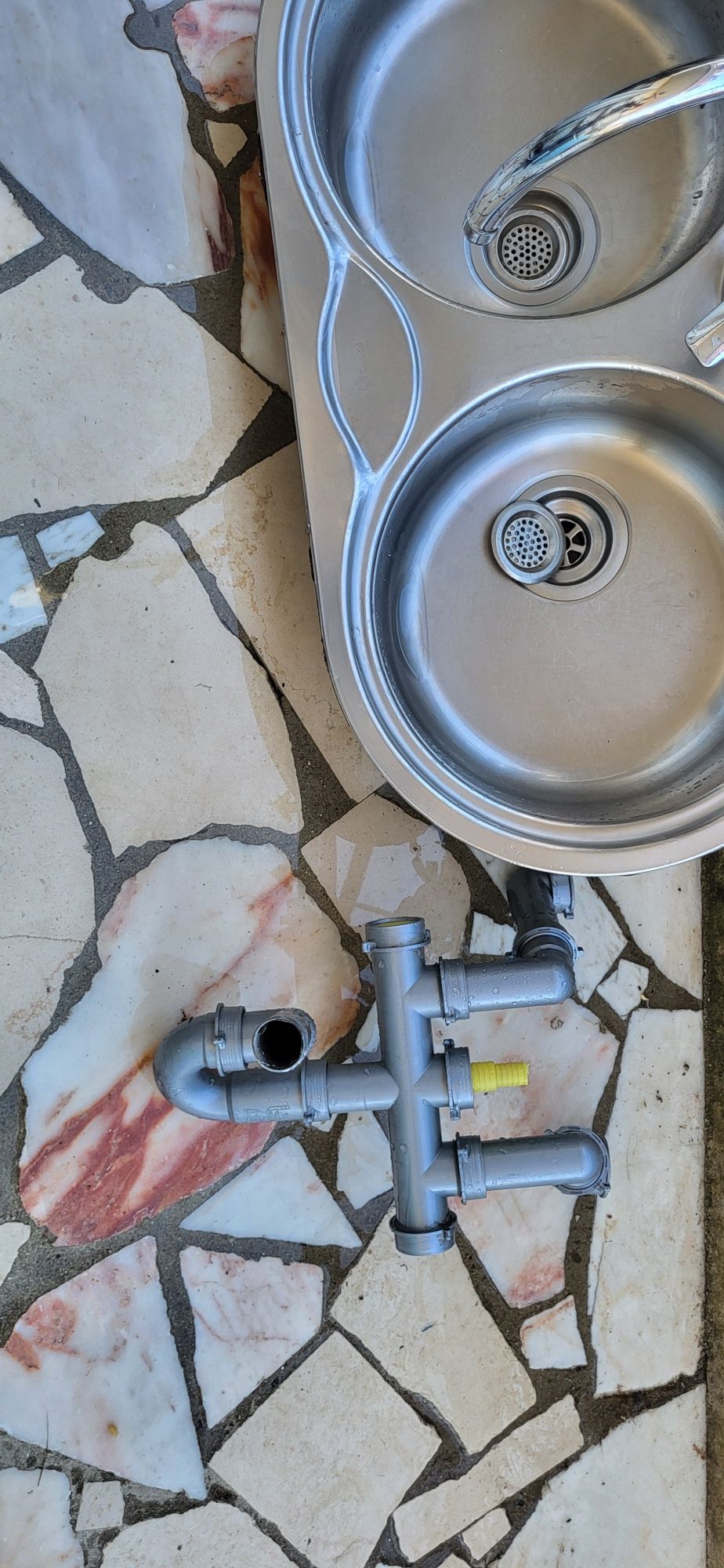 Lava Loiça em inox com torneira da grohe