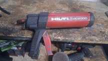 Pistolet do kleju Hilti MD2000