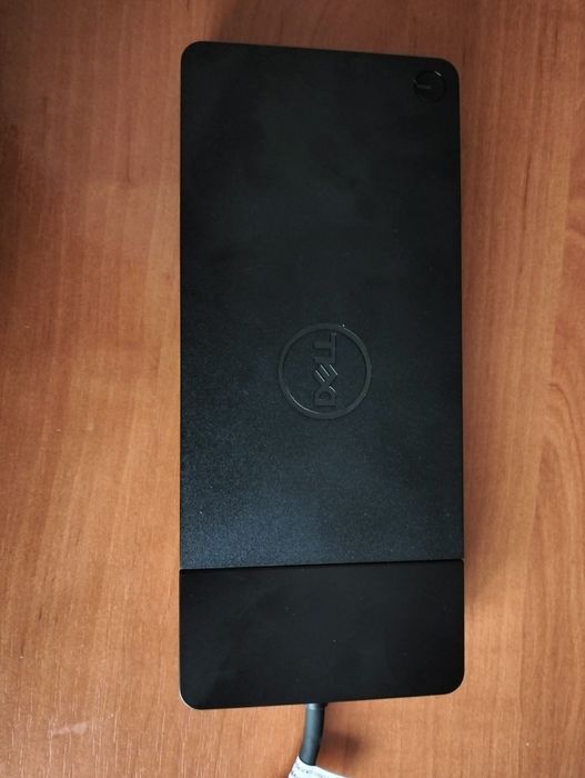 Док станція Dell