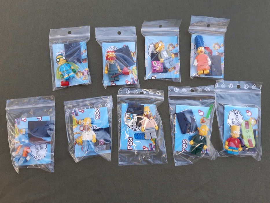 Lego 9 Minifiguras The Simpsons Series 1 e 2 com Folhetos Originais