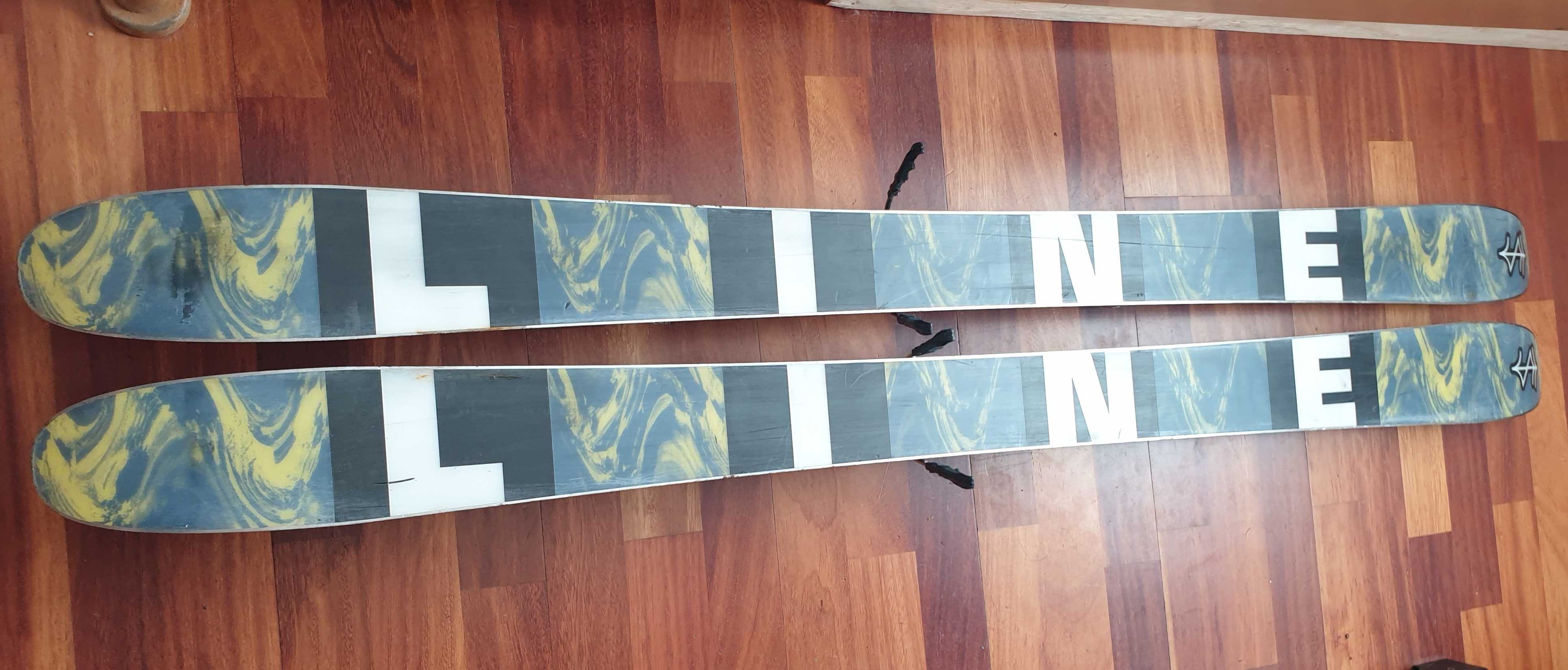 narty freestyle LINE TIGERSNAKE, TWINTIP  157 cm head, volkl 160